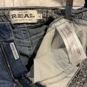 Ariat R.E.A.L. Size 34L Mid Rise Western Jeans Straight Denim Plus size Cowgirl